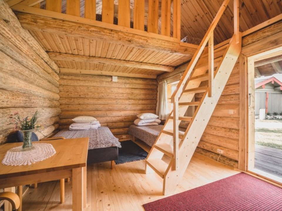 holiday-log-house-visit-estonia